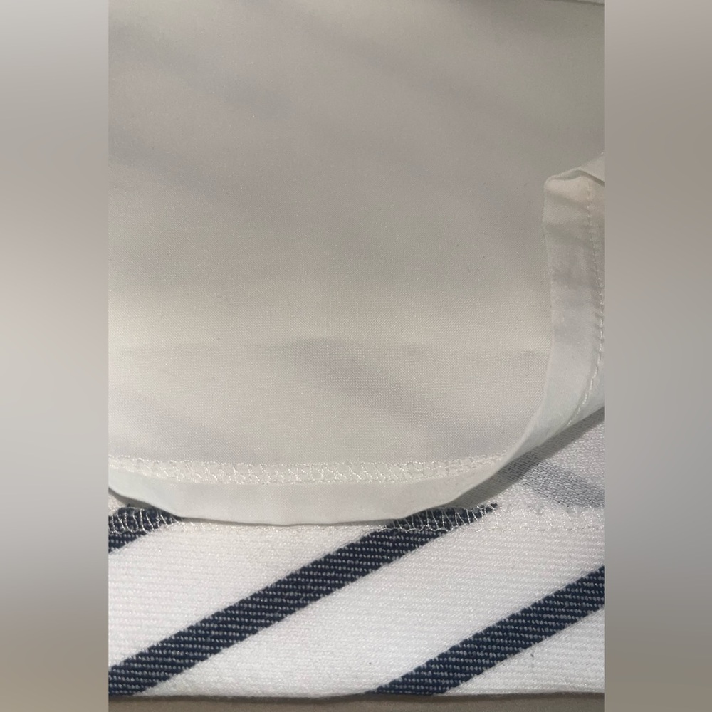 Lauren- Ralph Lauren Navy and White Striped Dress
In a Size 10 - Picture 10 of 11